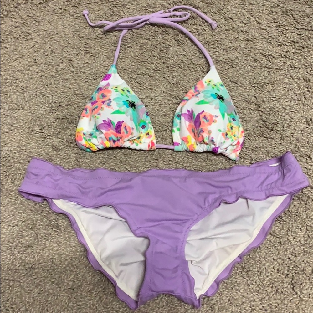 Victoria’s Secret Floral String Bikini S/M